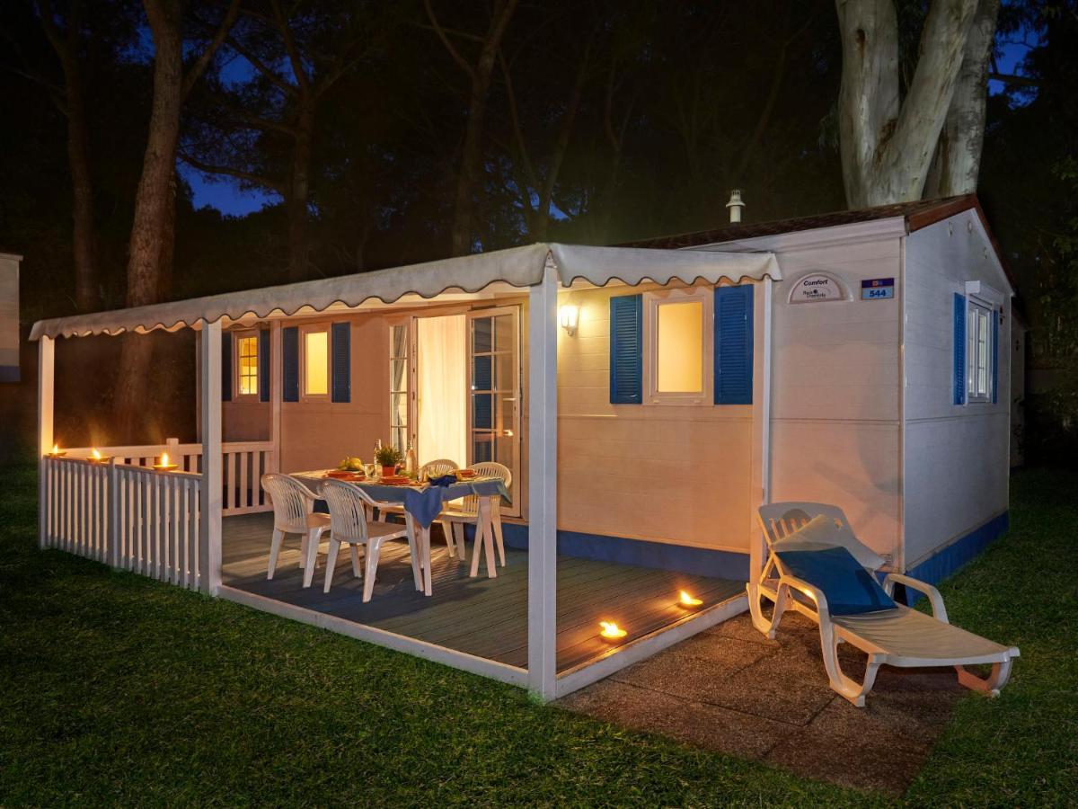 Holiday Home Maxi Caravan Comfort By Interhome Бая Домиция Екстериор снимка